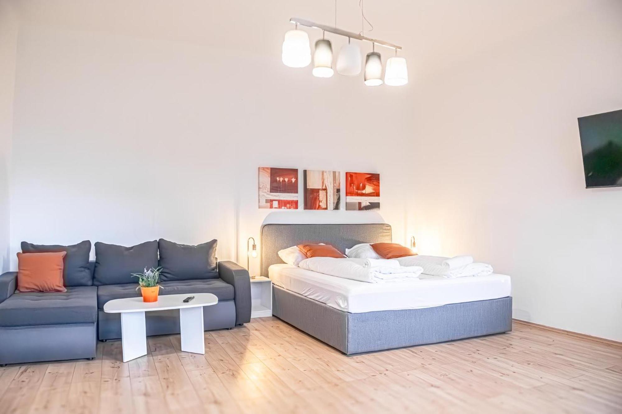 Attractive 2Br Apt Near Akh Ideal For Longstays Вена Экстерьер фото