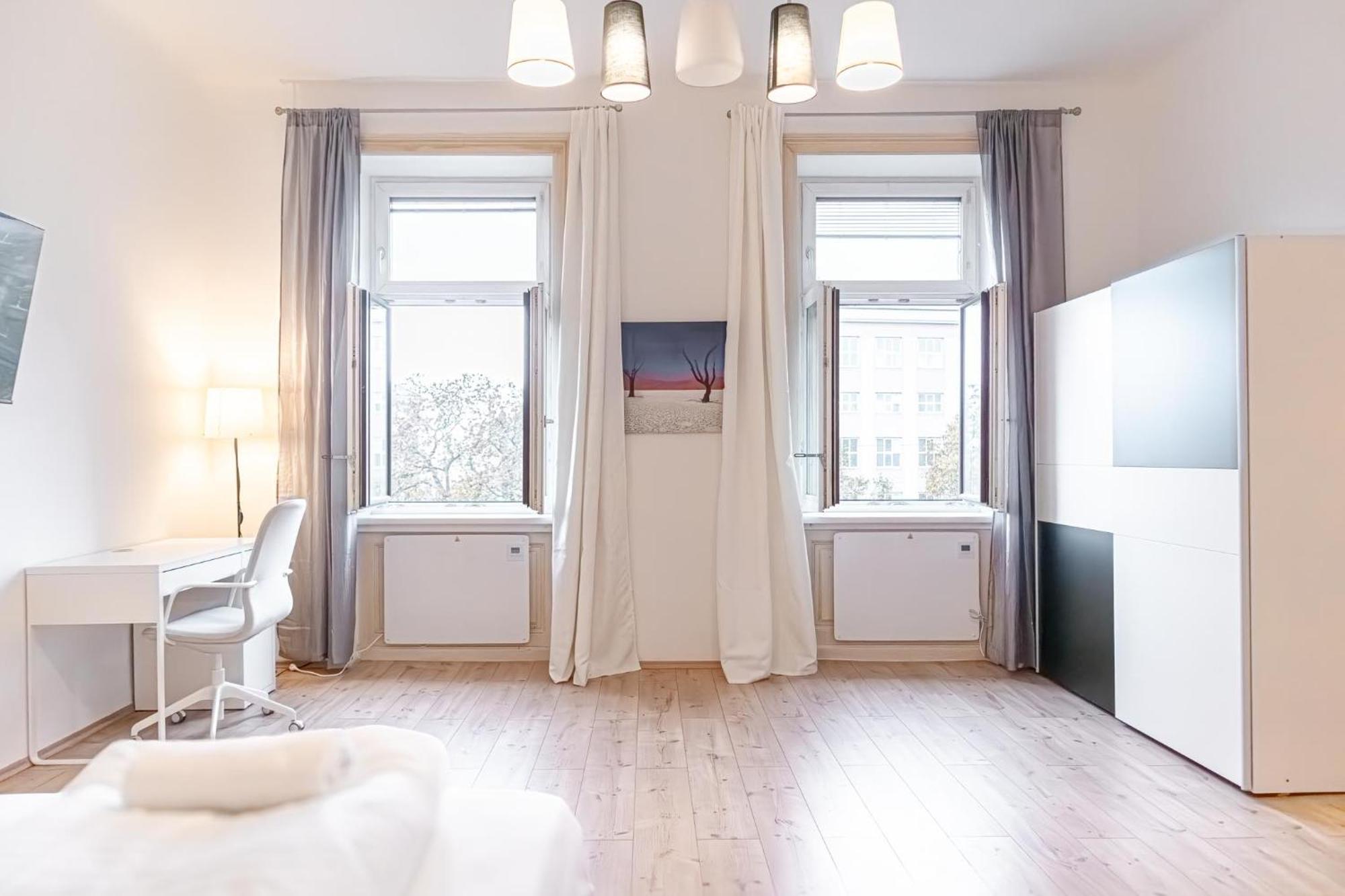 Attractive 2Br Apt Near Akh Ideal For Longstays Вена Экстерьер фото